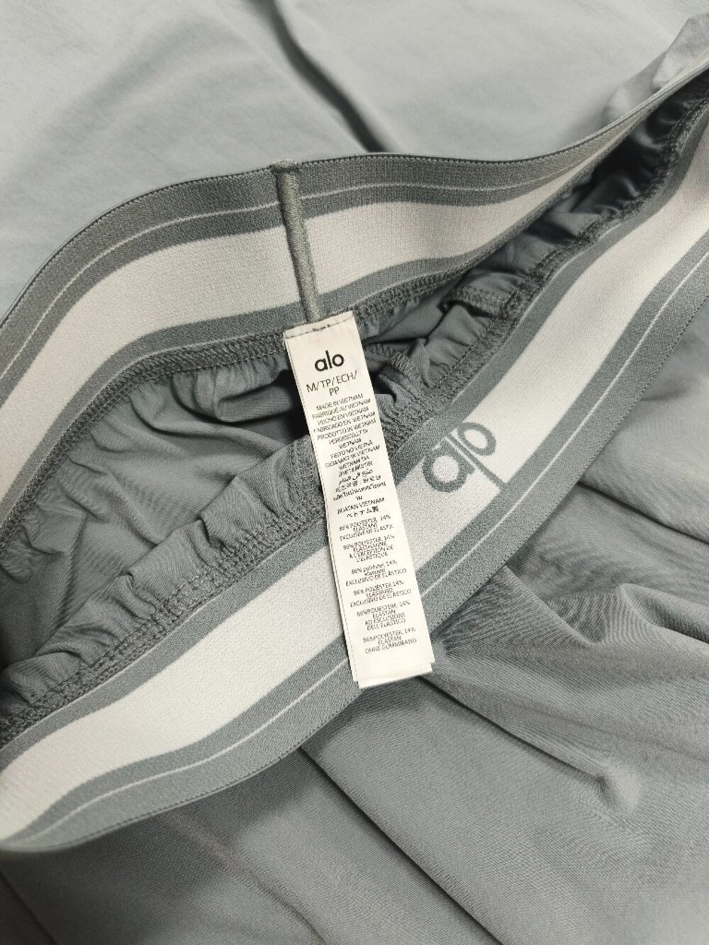 NWT ALO Yoga Steel Grey Suit Up Trouser 30" Inseam (Regular)💗 - Picture 6 of 8